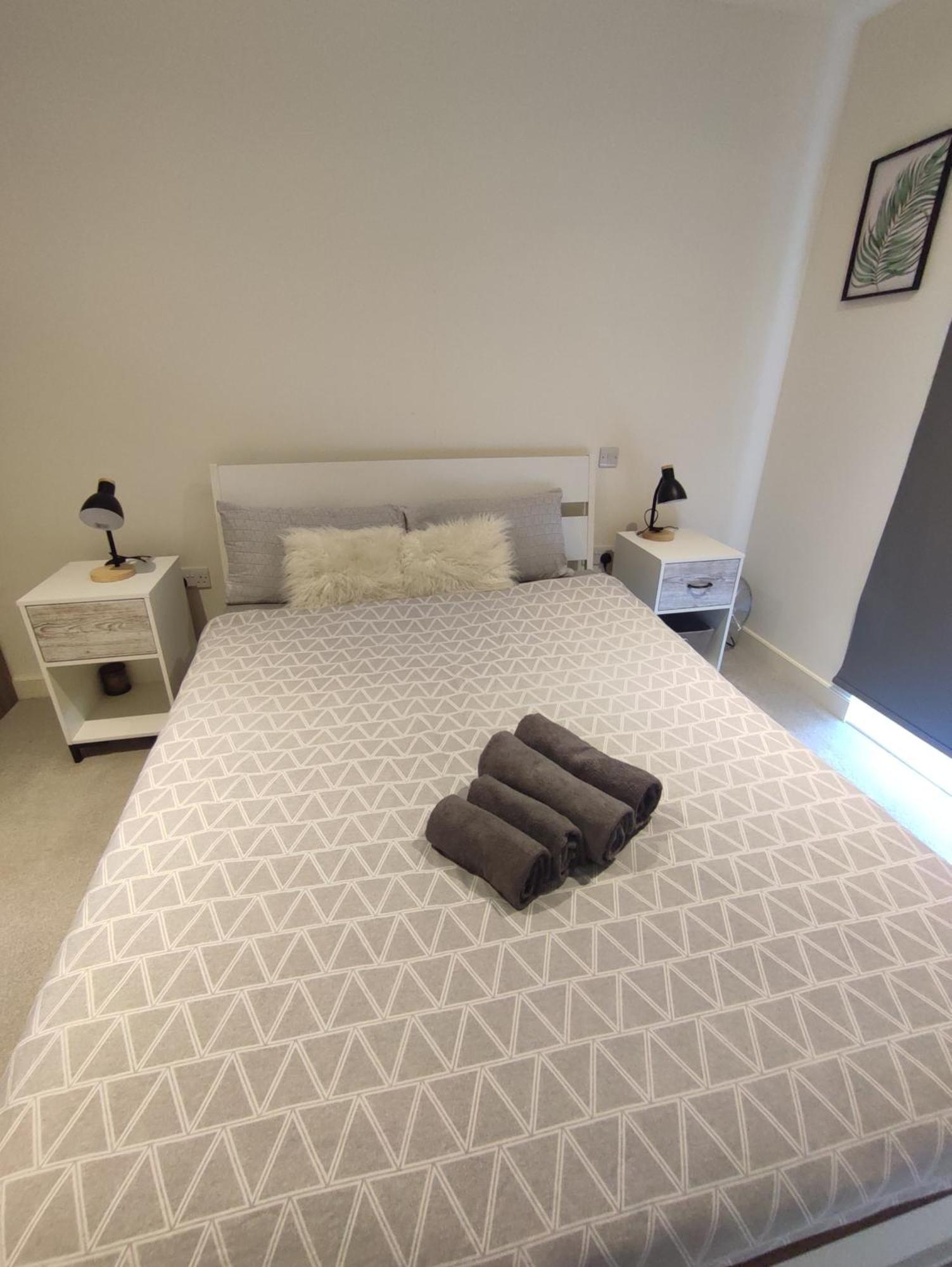 Luxury Riverside Apt With Easy Access To Central London, O2, Excel Centre And Parking Ngoại thất bức ảnh